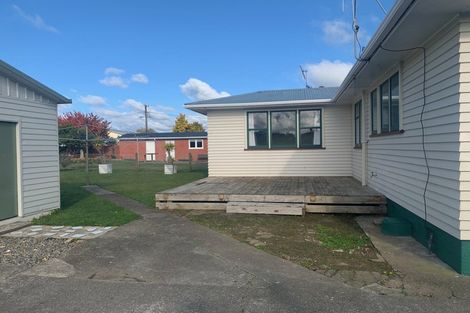 Photo of property in 16 Bartholomew Road, Levin, 5510