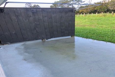 Photo of property in 51-53 Shaw Road, Oratia, Auckland, 0604