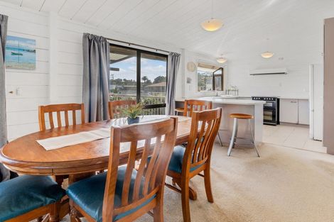 Photo of property in 3 Hattaway Avenue, Bucklands Beach, Auckland, 2012