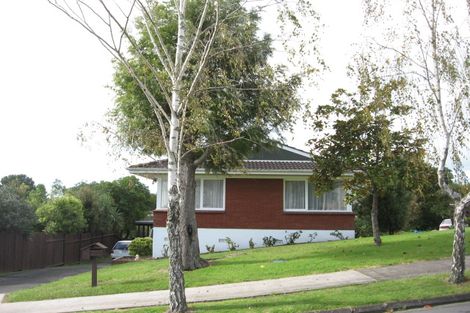 Photo of property in 4 Cobana Place, Pakuranga Heights, Auckland, 2010