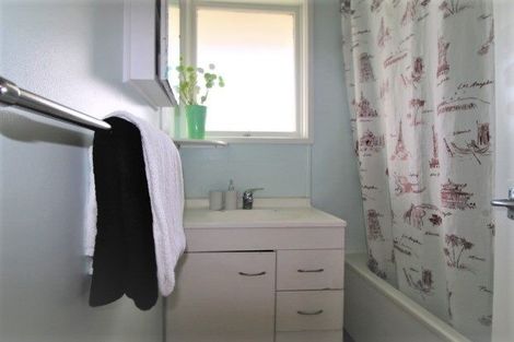 Photo of property in 15 Matai Street, Waiuku, 2123