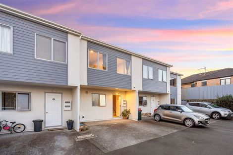 Photo of property in 21/218 Captain Springs Road, Onehunga, Auckland, 1061