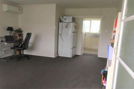 Photo of property in 1/1123 Fergusson Drive, Clouston Park, Upper Hutt, 5018