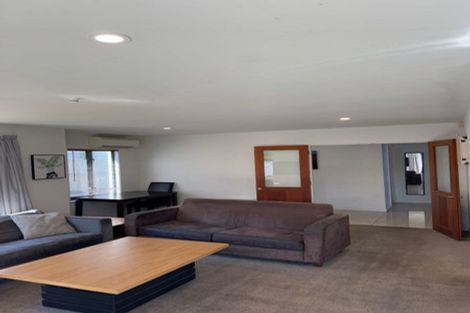 Photo of property in 72 Wharenui Road, Upper Riccarton, Christchurch, 8041