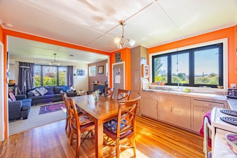 Photo of property in 35 Bell Street, Otane, 4202