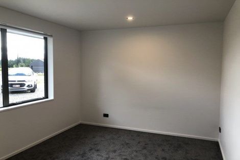 Photo of property in 6 Dingle Street, Lake Hawea, 9382