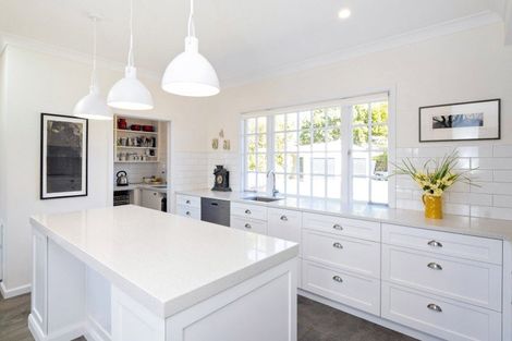 Photo of property in 339 Seafield Road, Eskdale, Napier, 4182