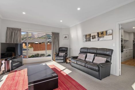 Photo of property in 70 Templemore Drive, Richmond, 7020