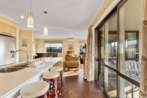 Photo of property in 10 Carmello Grove, Richmond, 7020