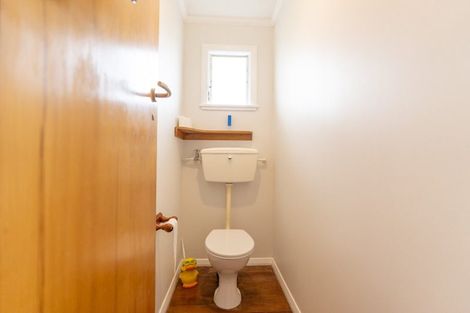 Photo of property in 27 Pembroke Street, Highbury, Palmerston North, 4412