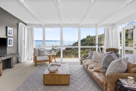 Photo of property in 8 Seapoint Road, Bluff Hill, Napier, 4110