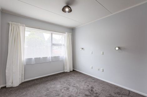 Photo of property in 6 Jarrett Court, Roslyn, Palmerston North, 4414