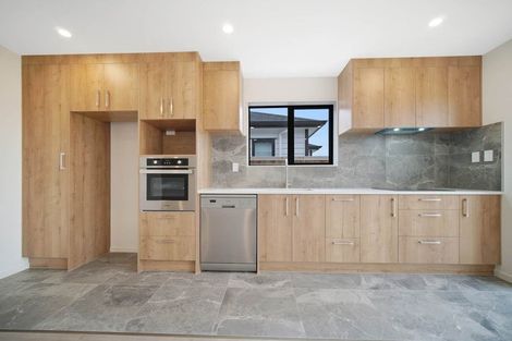 Photo of property in 34a Kahui Parade, Karaka, Papakura, 2113