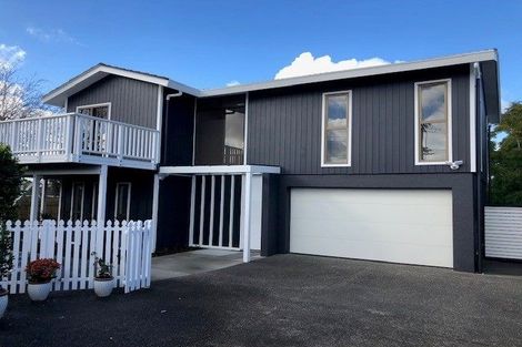 Photo of property in 2/12 Stanley Avenue, Milford, Auckland, 0620