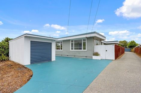 Photo of property in 103 Bassett Street, Burwood, Christchurch, 8083