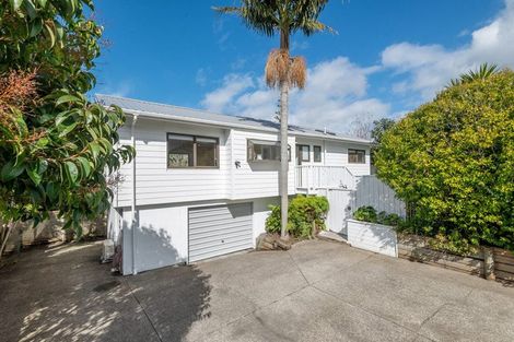 Photo of property in 2/42 Glamorgan Drive, Torbay, Auckland, 0630