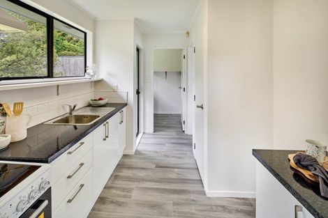 Photo of property in 27 Invercargill Drive, Kelson, Lower Hutt, 5010