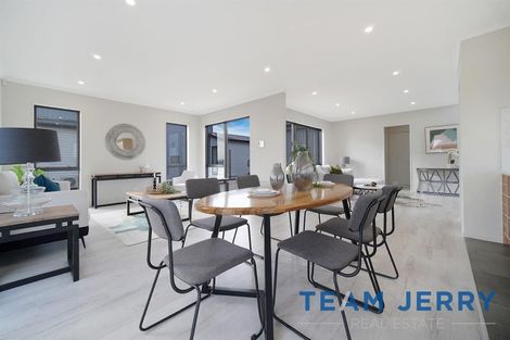 Photo of property in 2 Gertrude Cole Road, Clarks Beach, 2122