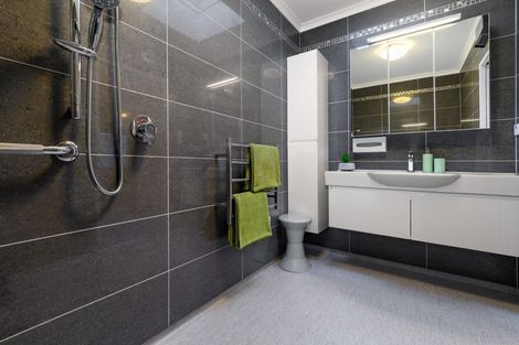 Photo of property in 1 Turret Road, Tauranga South, Tauranga, 3112