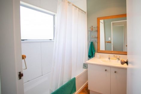 Photo of property in 7a William Street, Waikanae Beach, Waikanae, 5036