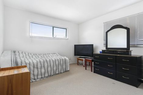 Photo of property in 15/1 Briar Way, New Lynn, Auckland, 0600