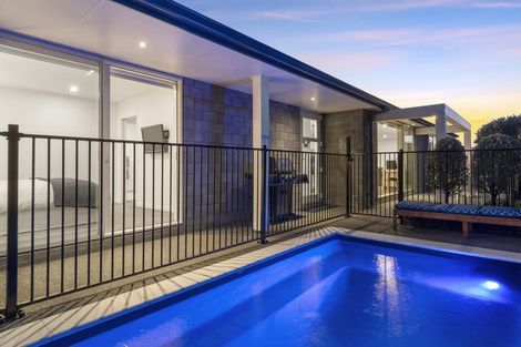 Photo of property in 30 Saint Pauls Drive, Brookfield, Tauranga, 3110