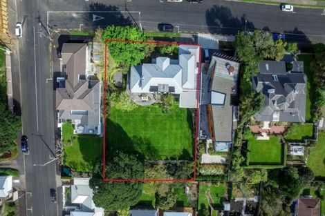 Photo of property in 39 Fillis Street, New Plymouth, 4310