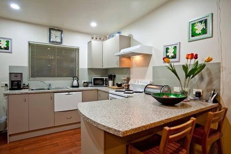 Photo of property in 15a Sycamore Drive, Sunnynook, Auckland, 0620