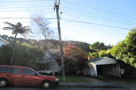 Photo of property in 19 Waikare Street, Karori, Wellington, 6012