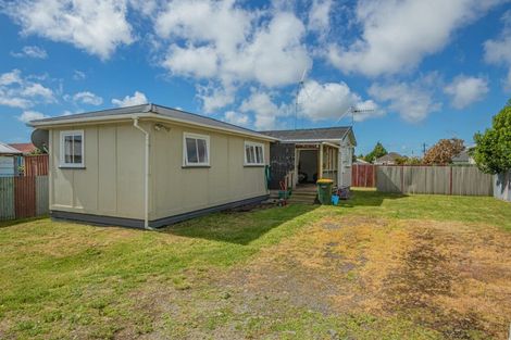 Photo of property in 12a Hokio Beach Road, Levin, 5510