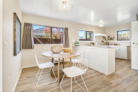 Photo of property in 2/30 Celia Street, Redcliffs, Christchurch, 8081