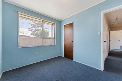 Photo of property in 27 Heather Street, Levin, 5510