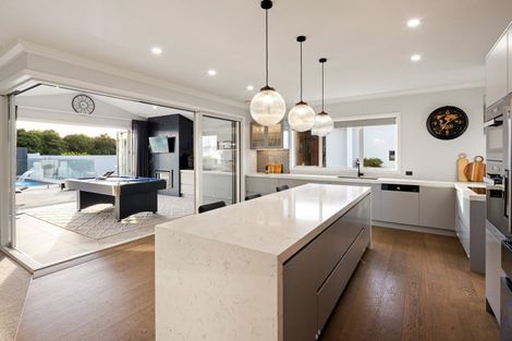 Photo of property in 19 Mike Smith Drive, Cambridge, 3434