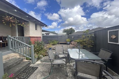 Photo of property in 11b Margaret Street, Roslyn, Palmerston North, 4414