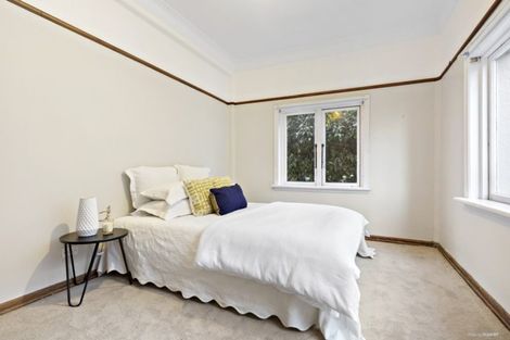 Photo of property in Ambassador Flats, 3/7 Maurice Terrace, Te Aro, Wellington, 6011