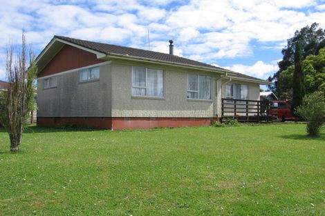 Photo of property in 11 Navigator Place, Papatoetoe, Auckland, 2025