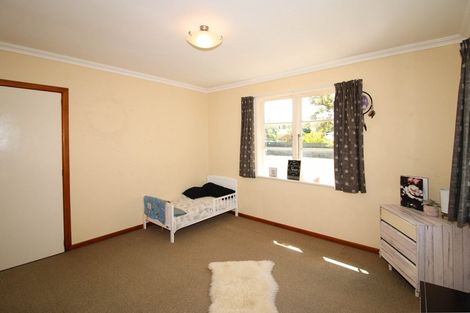 Photo of property in 87 Brandon Street, Featherston, 5710