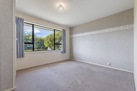 Photo of property in 16 Neill Street, Hornby, Christchurch, 8042