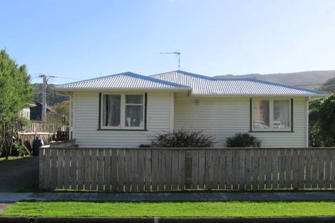Photo of property in 19 Petherick Street, Taita, Lower Hutt, 5011
