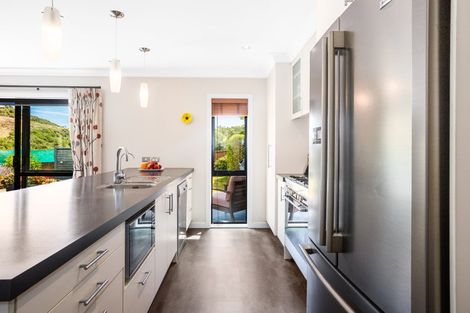 Photo of property in 14a Kaimai Place, Aotea, Porirua, 5024