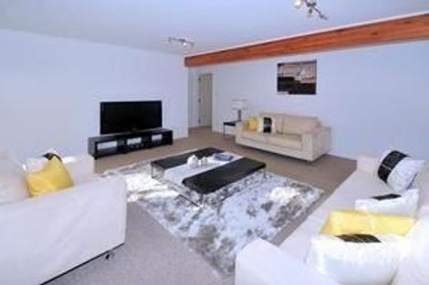 Photo of property in 9 Wilmington Place, Forrest Hill, Auckland, 0620