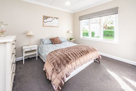 Photo of property in 17 Kent Road, Saint Johns Hill, Whanganui, 4501