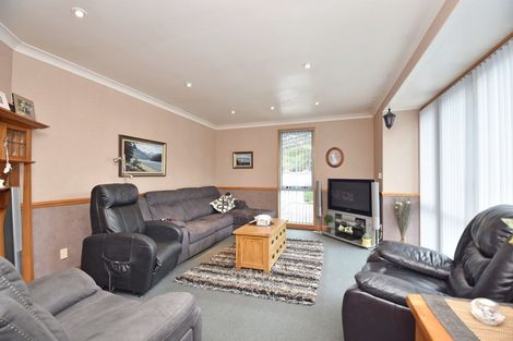 Photo of property in 207 Queens Drive, Windsor, Invercargill, 9810