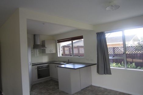 Photo of property in 2/9 Archdall Place, Avonhead, Christchurch, 8042