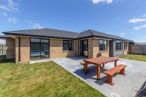 Photo of property in 35 Bradbury Avenue, Rolleston, 7614