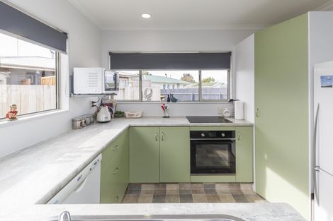 Photo of property in 12a Hurley Place, Awapuni, Palmerston North, 4412