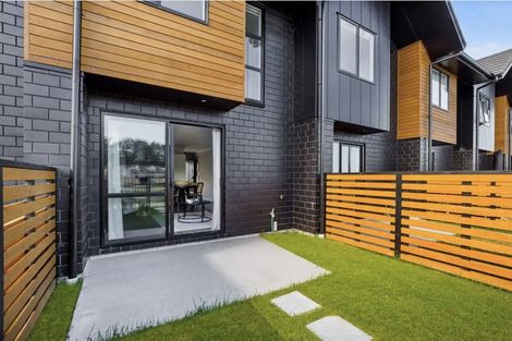 Photo of property in 86 Papatupu Way, Kumeu, 0810