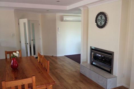 Photo of property in 9 Gillatt Gardens, Halswell, Christchurch, 8025