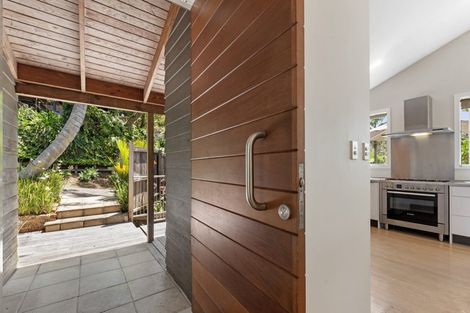 Photo of property in 95b Hinemoa Street, Birkenhead, Auckland, 0626