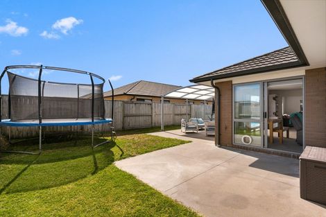 Photo of property in 18 Kamahi Crescent, Papamoa Beach, Papamoa, 3118